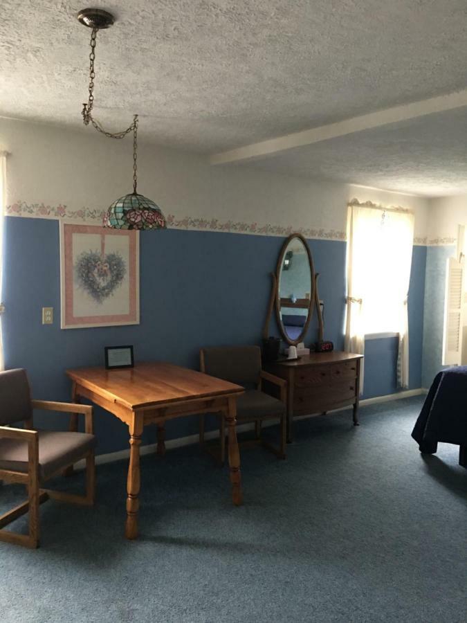 Boardwalk Inn Saint Ignace Εξωτερικό φωτογραφία